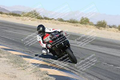 media/Dec-01-2025-Moto Forza (Mon) [[2daa91e15f]]/1-Advanced Group/Session 4 (Turn 10 Inside)/